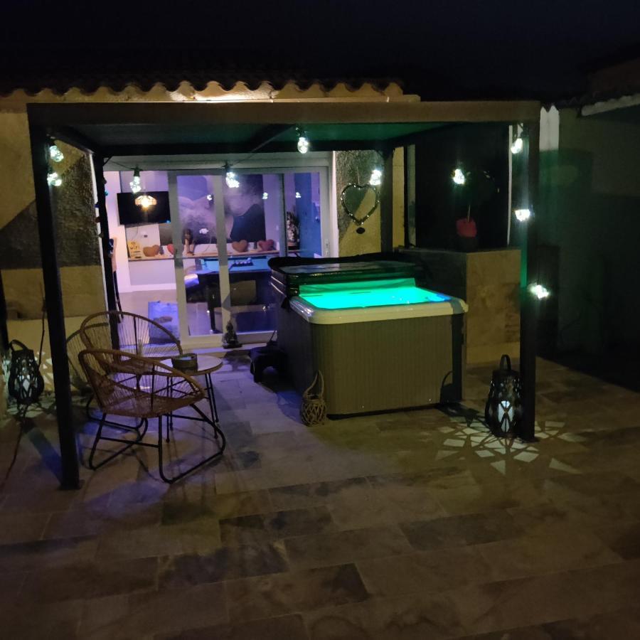 לינה וארוחת בוקר Trèbes Bulle D'Evasion מראה חיצוני תמונה